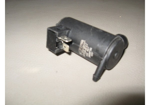 Насос омивача скла Citroen AX, BX, C15, Peugeot 106, 205, 405, 643466, на 2 полюса